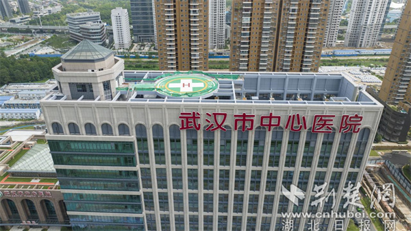 18 杨春湖院区将建设空地一体化急救站，打造10分钟急救圈。.jpg