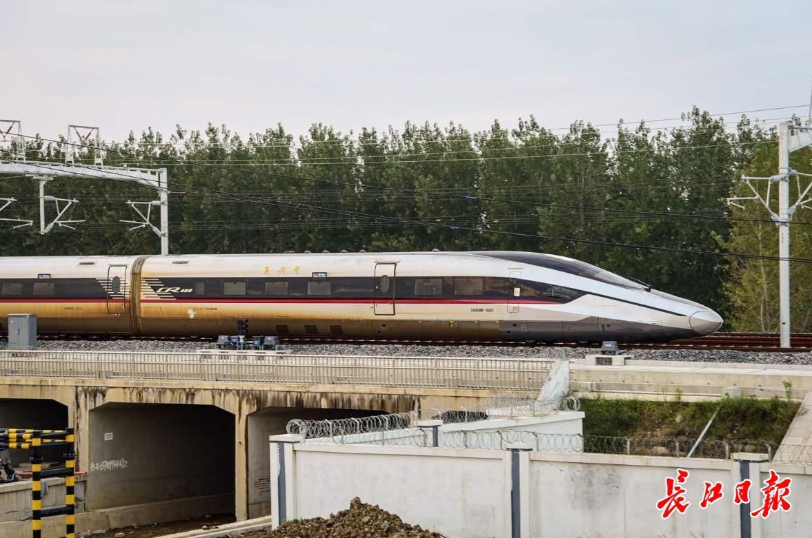 “超级米源”引击键，武汉高铁枢纽连通