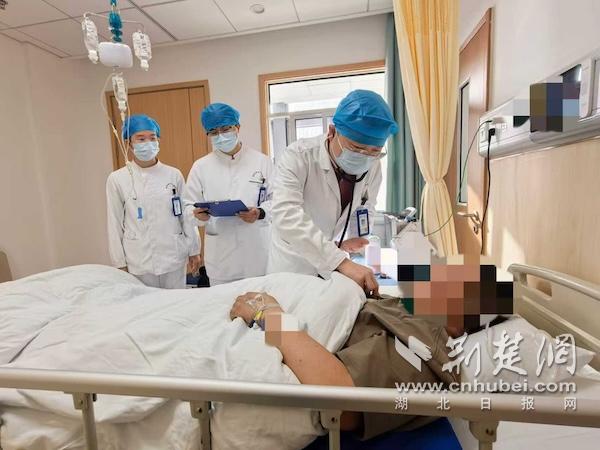 男子的“流感”持续时间太长，以至于医